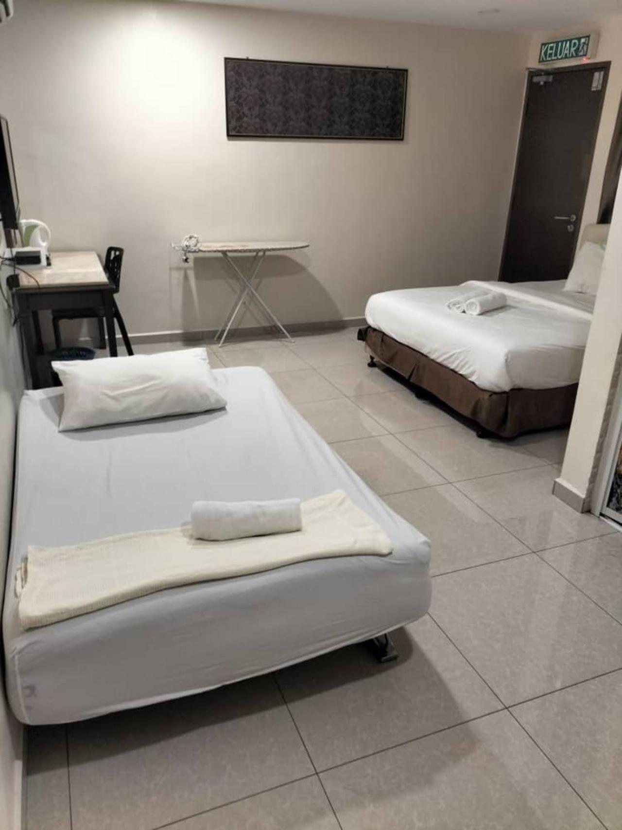 Sam Hotel Ситиаван Екстериор снимка