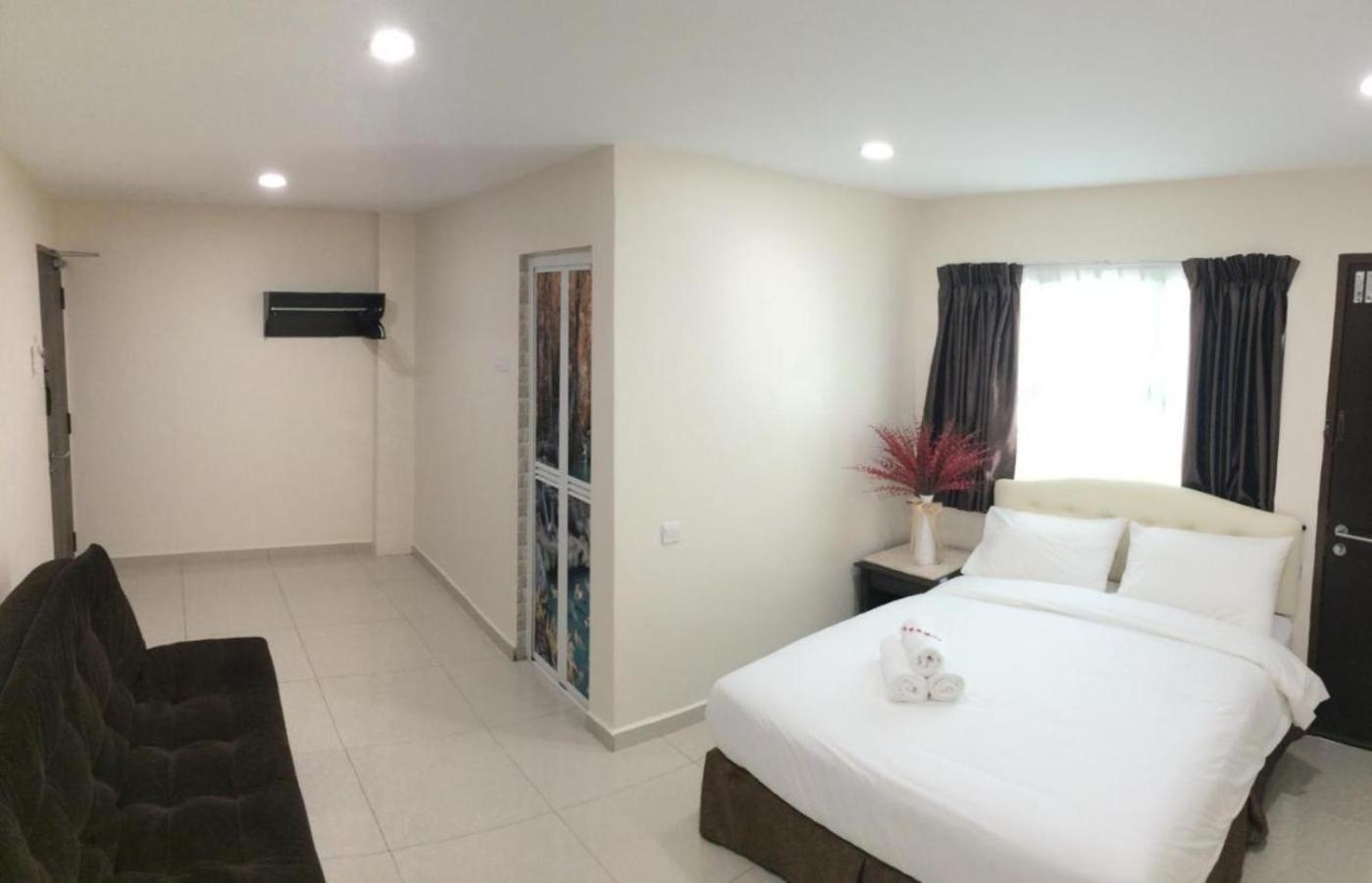 Sam Hotel Ситиаван Екстериор снимка