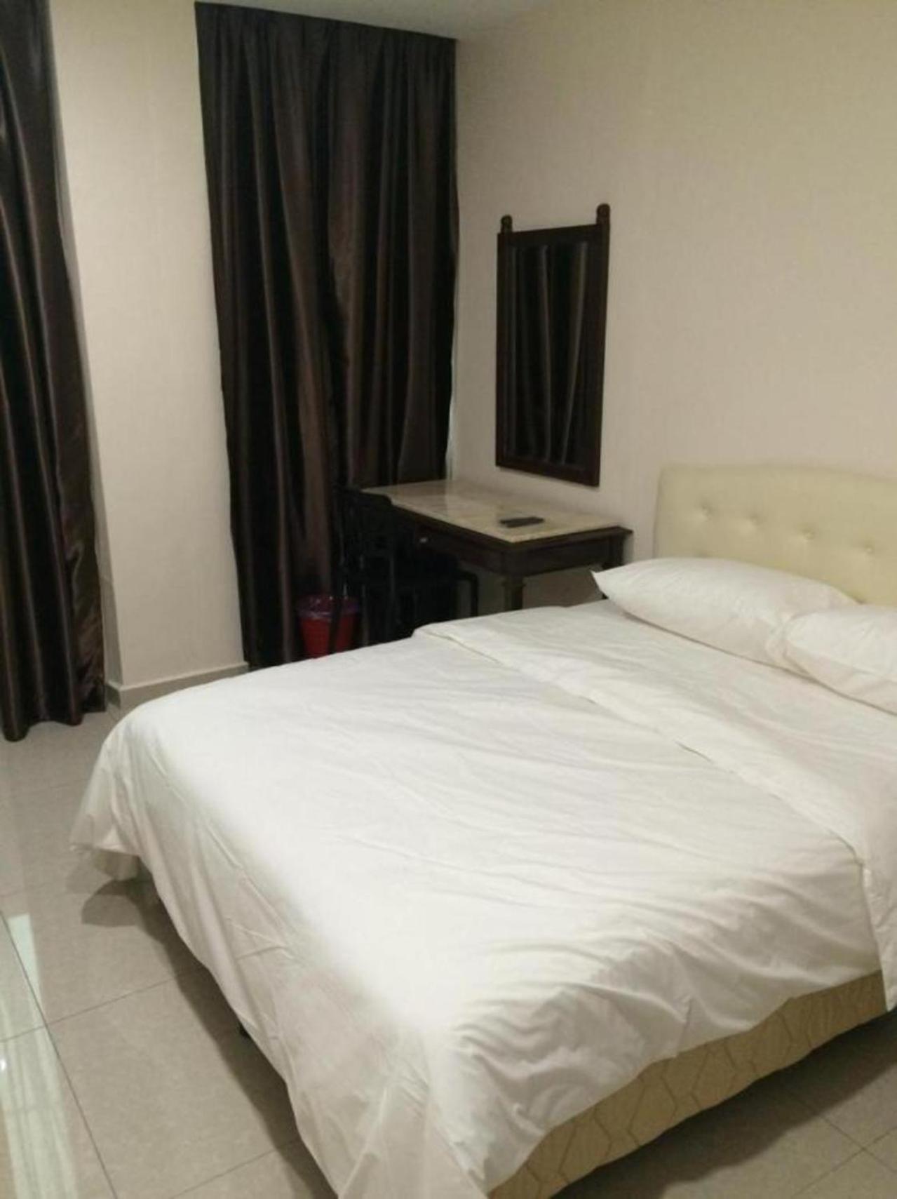 Sam Hotel Ситиаван Екстериор снимка